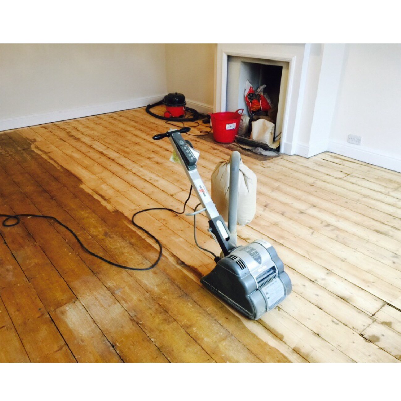 Heavy Duty Floor Sanding Sheets 200 x 472mm<br>Menu Options