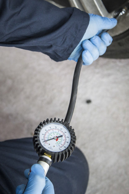 220 PSI Tyre Inflator, with 1/4" Air Inlet & Twin Sided Connector