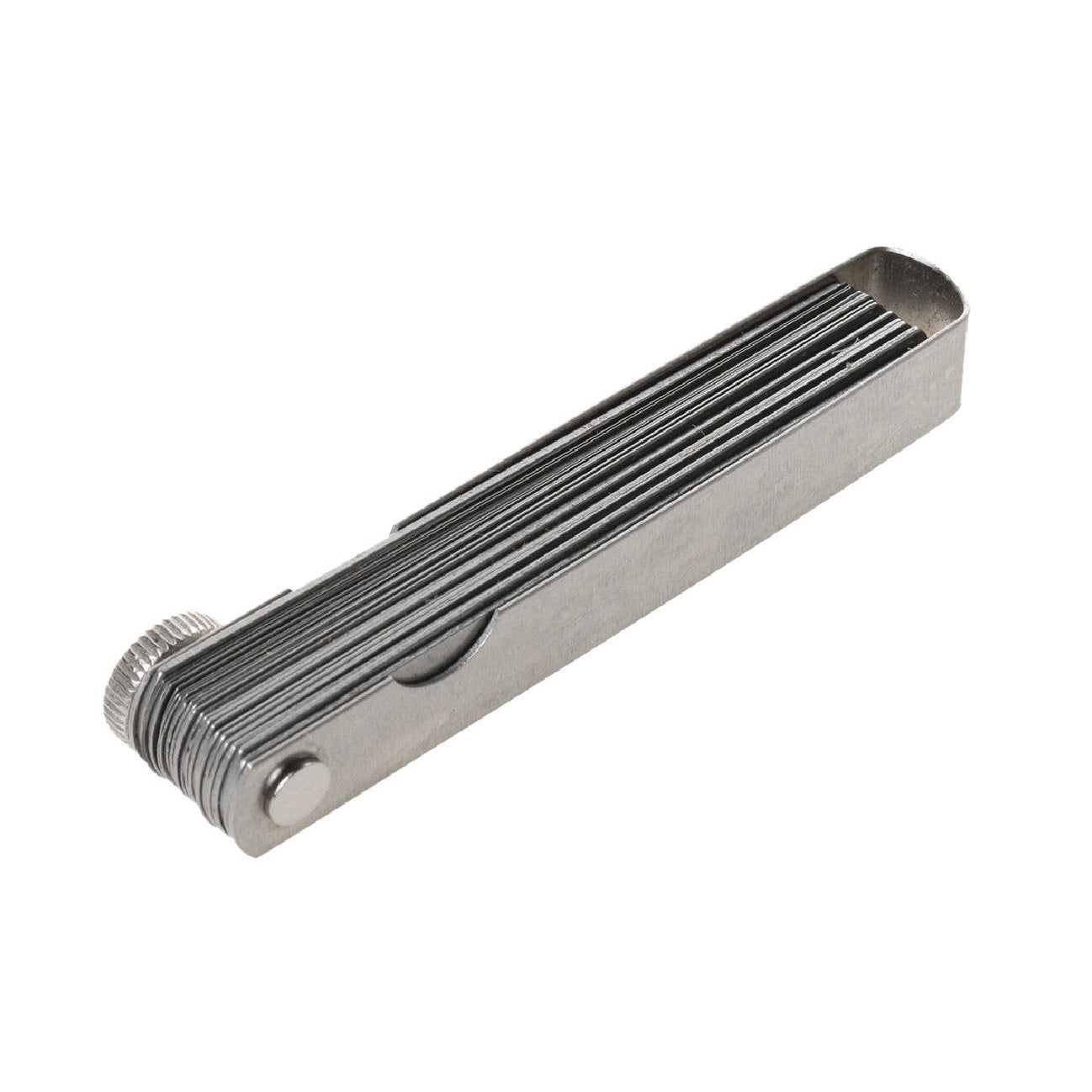 Feeler Gauge 32 Blades Measures Metric & Imperial <br><br>